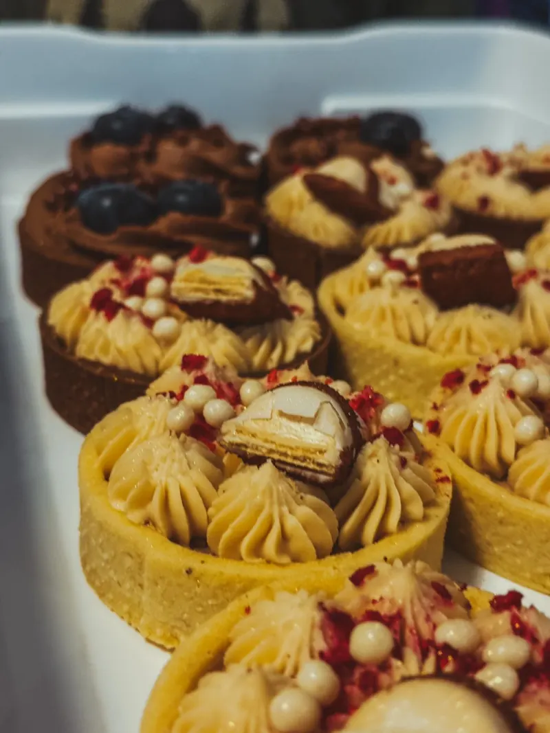 Cake 33